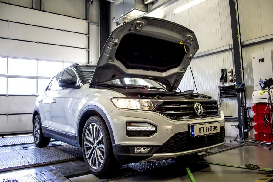 Детали создания Volkswagen T-Roc by DTE Systems 2018 года  (фото 2 из 6)